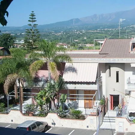 Apartment Trinacria *
